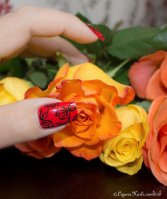 284 - Nail Art - Red Roses.jpg