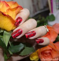 285 - Nail Art - Red Roses.jpg