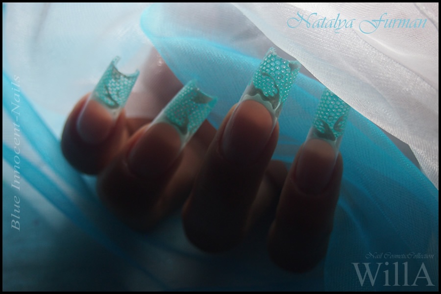 BlueInnocent-Nails 01.jpg