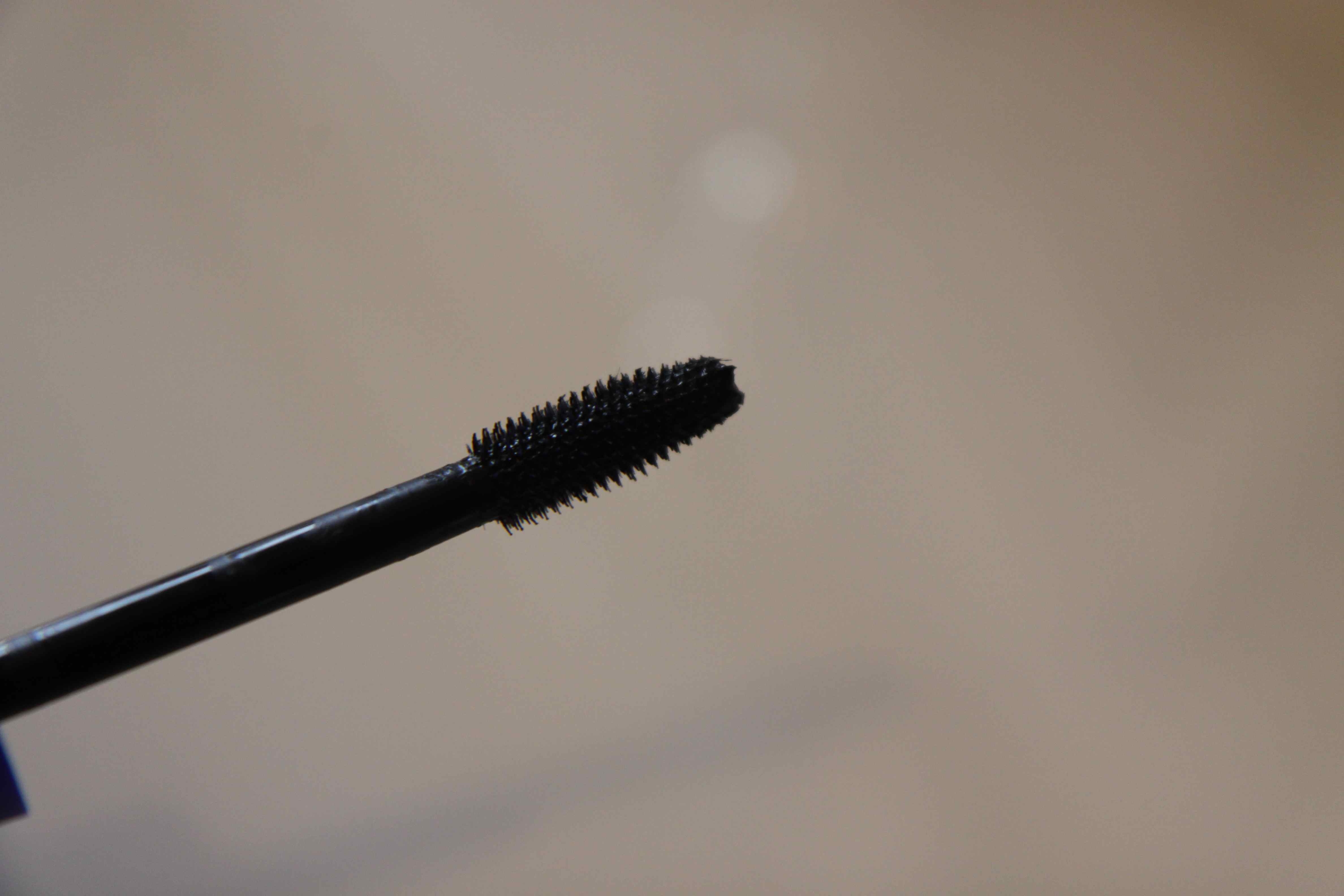 brosse Mascara Lashblast Fusion Volume + Longueur de CoverGirl .jpg