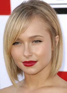 coupe-carre-hayden-panettiere-dheroes-L-1.jpg