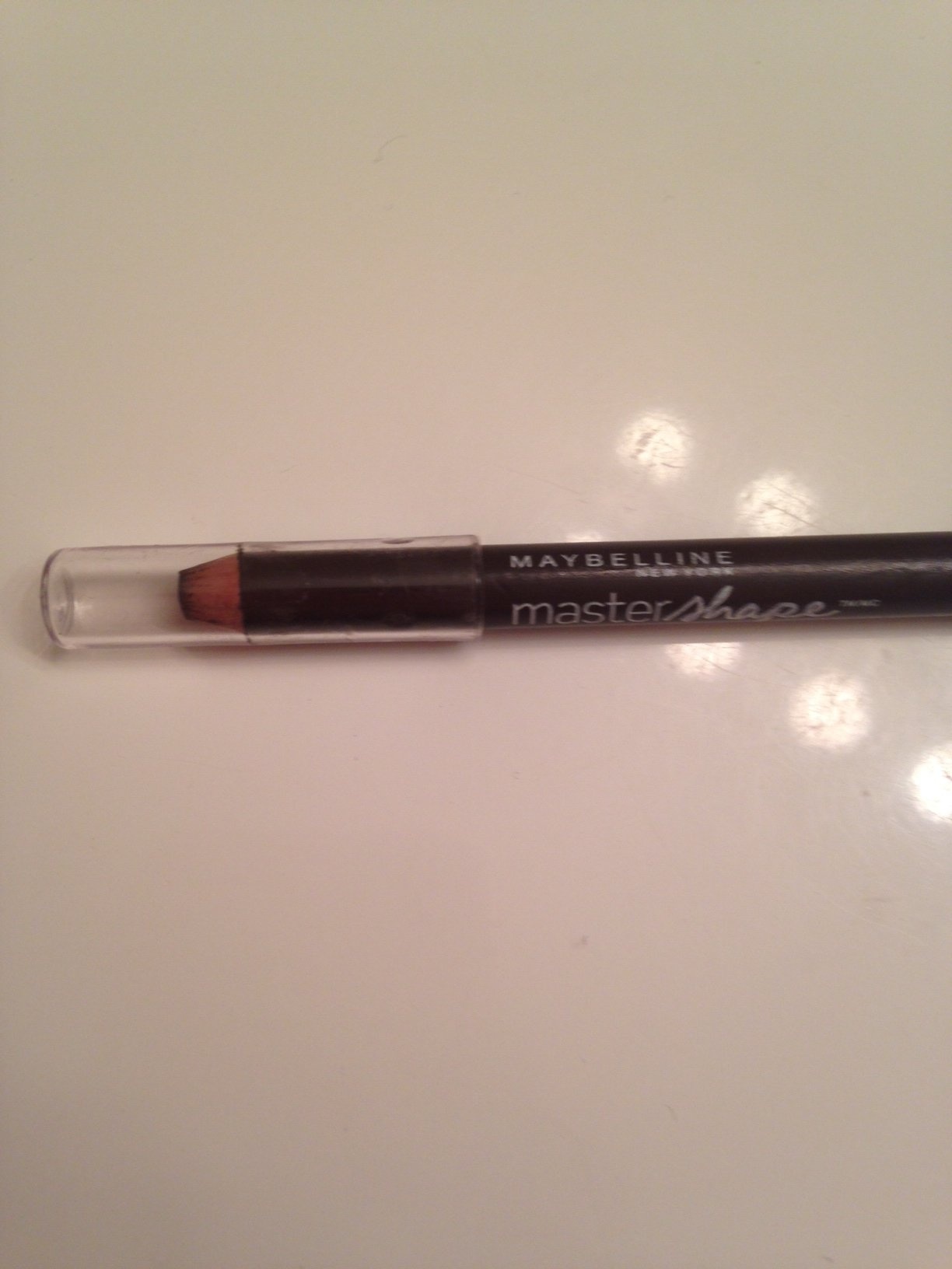 crayon yeux mastershape.JPG