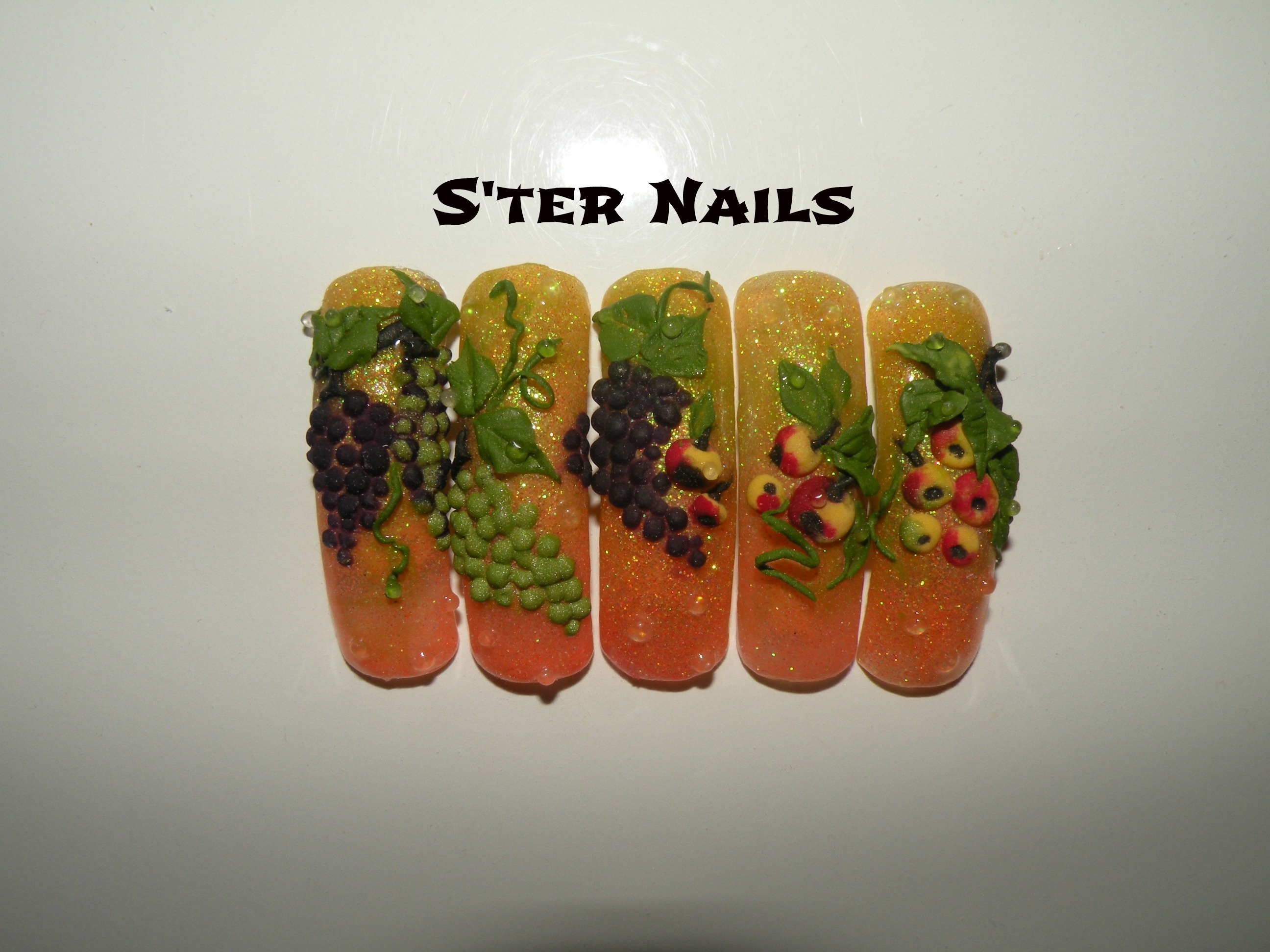 défit les vendanges sur manucure 15.10.2014 1.jpg