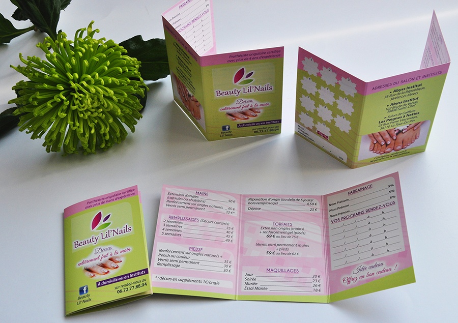 depliant esthétique.JPG