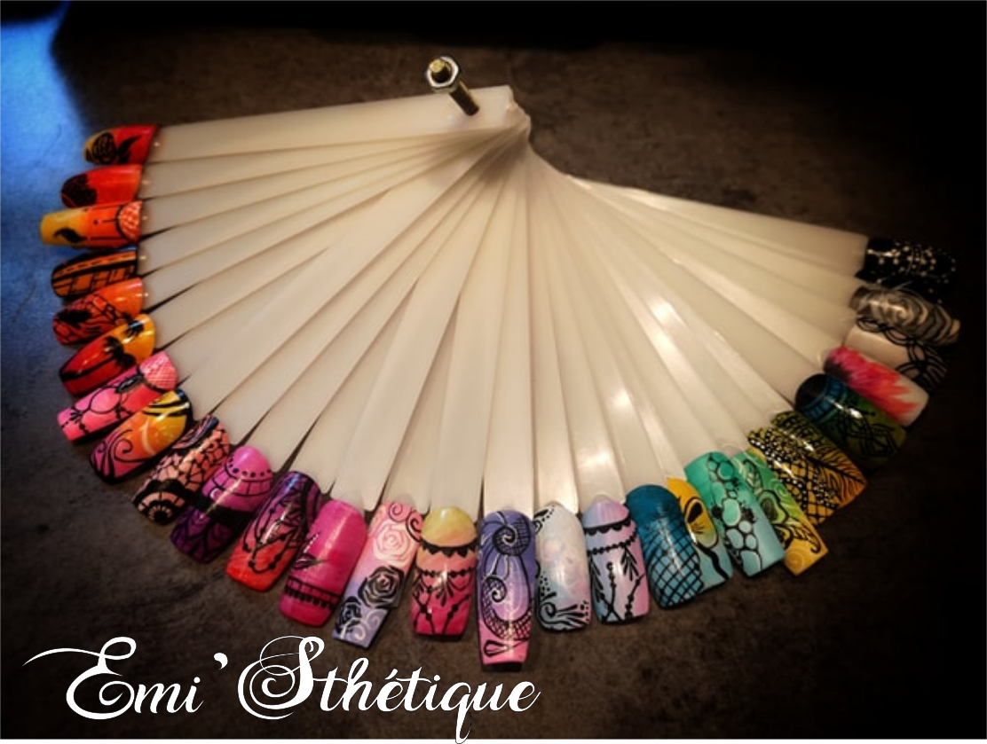 Emi'sthétique- nails arts simple.png