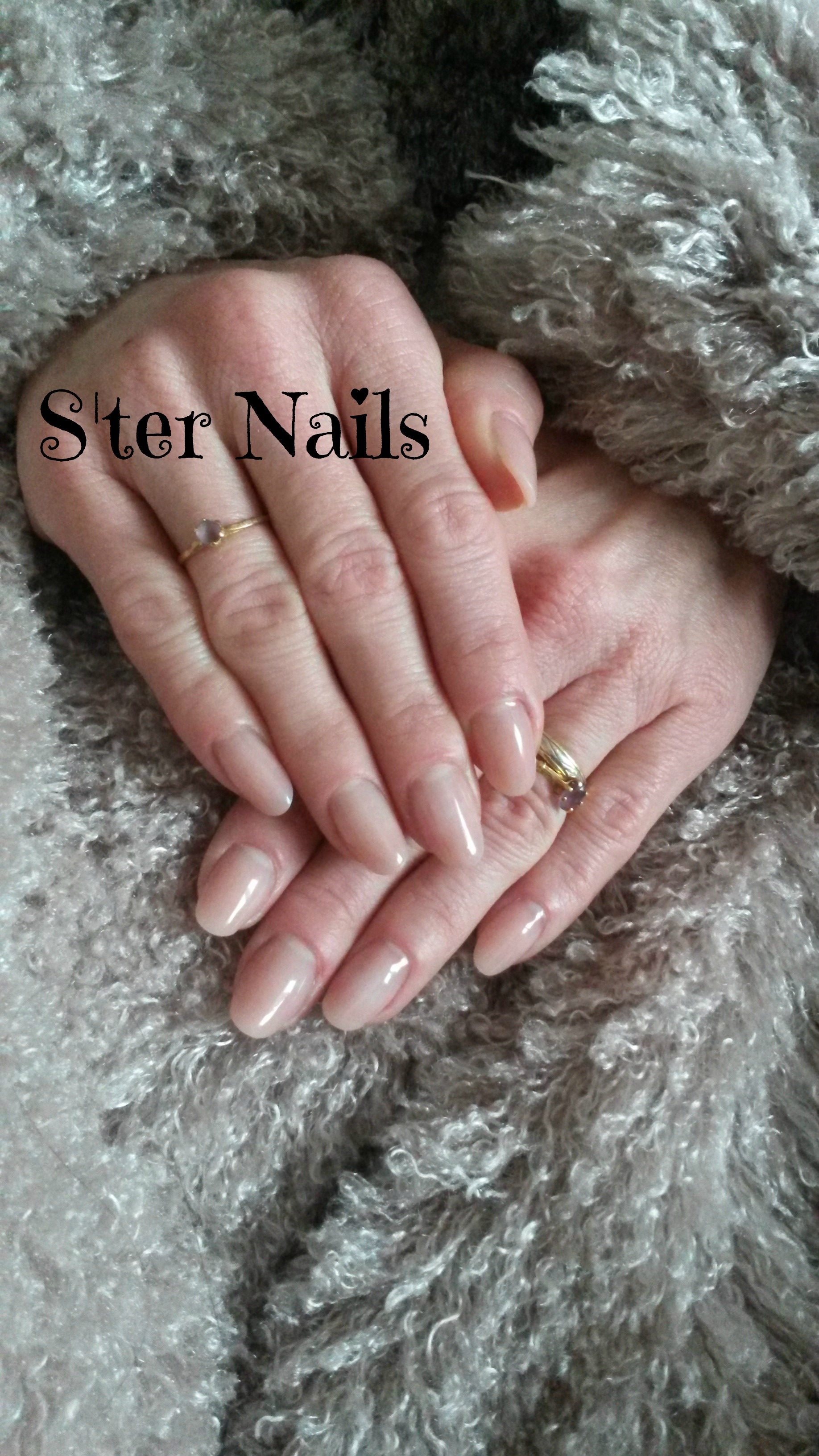 esther le 10.02.2015.jpg