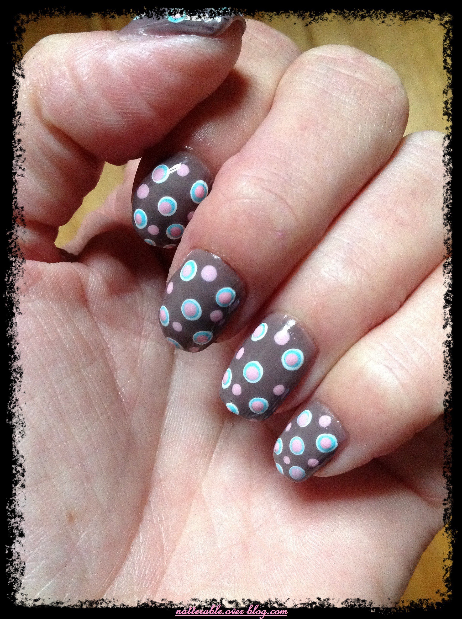 G nail art CIRCLE.JPG