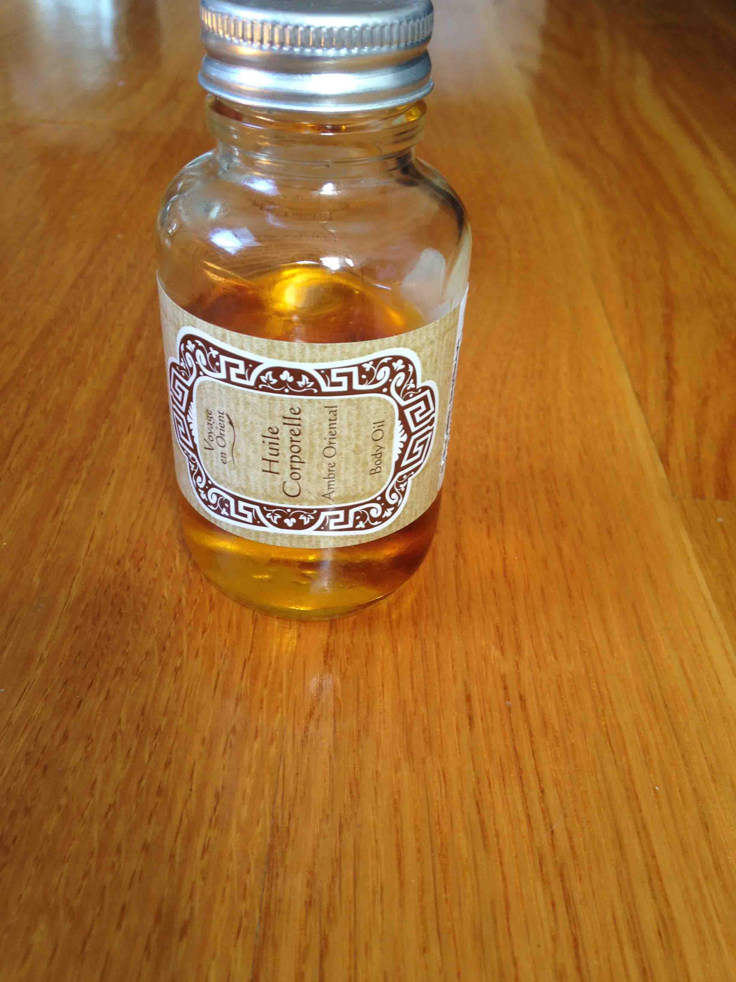 Huile Corporelle Ambre Oriental flacon.jpg