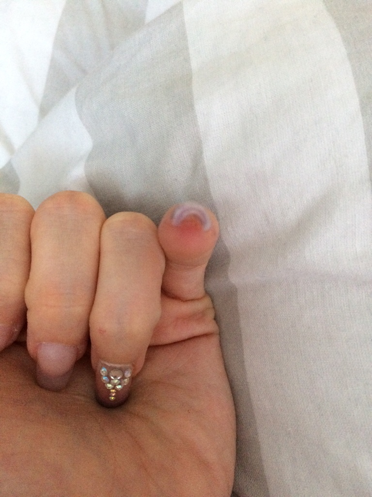 ImageUploadedByForum Manucure1480846151.842647.jpg