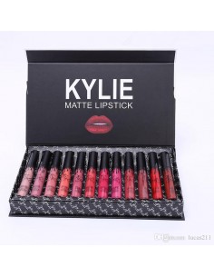 kylie-make-up-lip-gloss-set(1).jpg