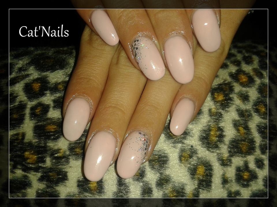 le rose pale HG004  par Cat'Nails.jpg