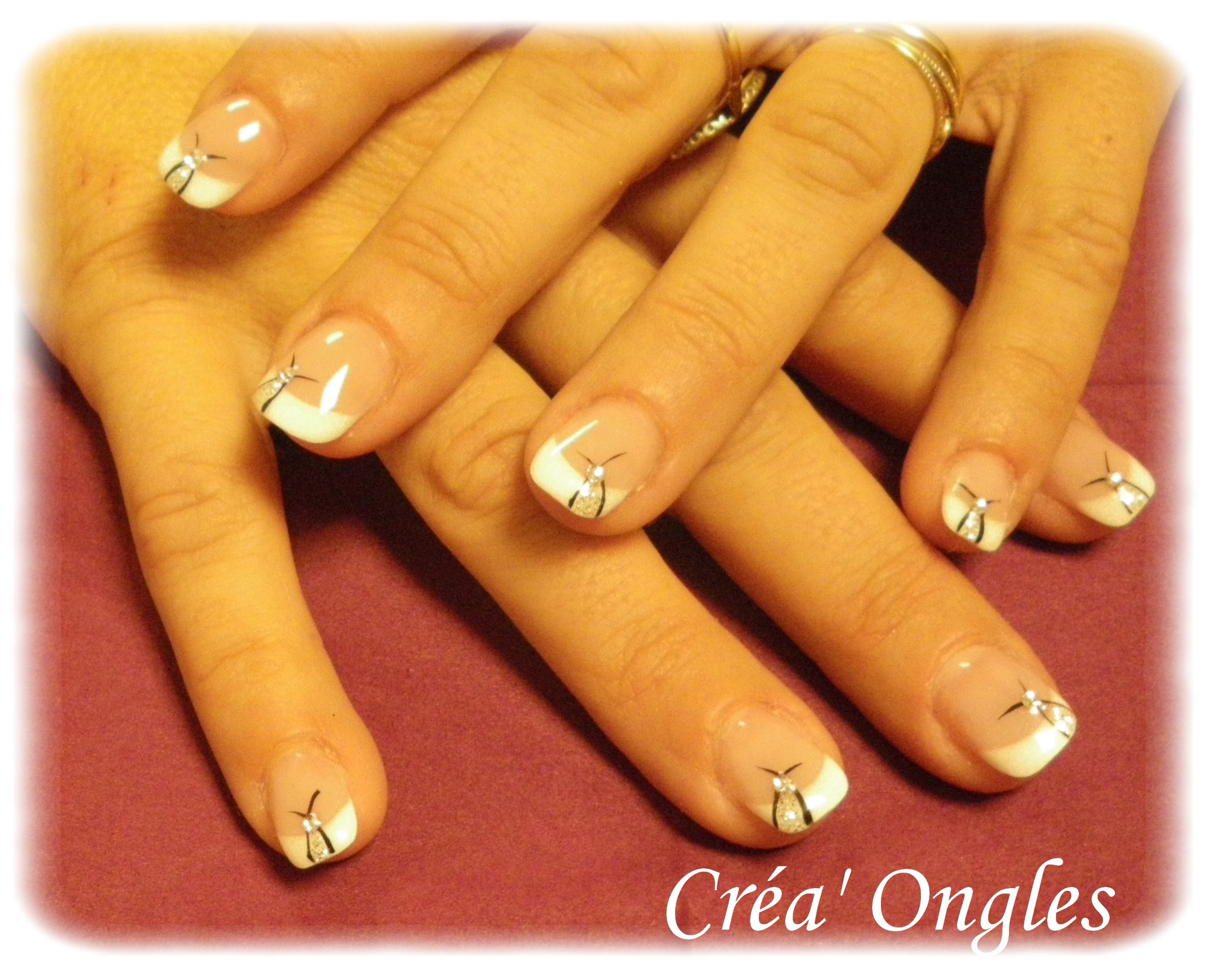 ongle rongé face 1.jpg