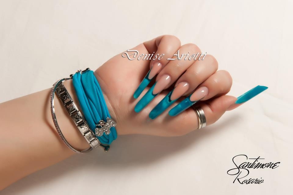 Ongles denise effecto di mare.jpg