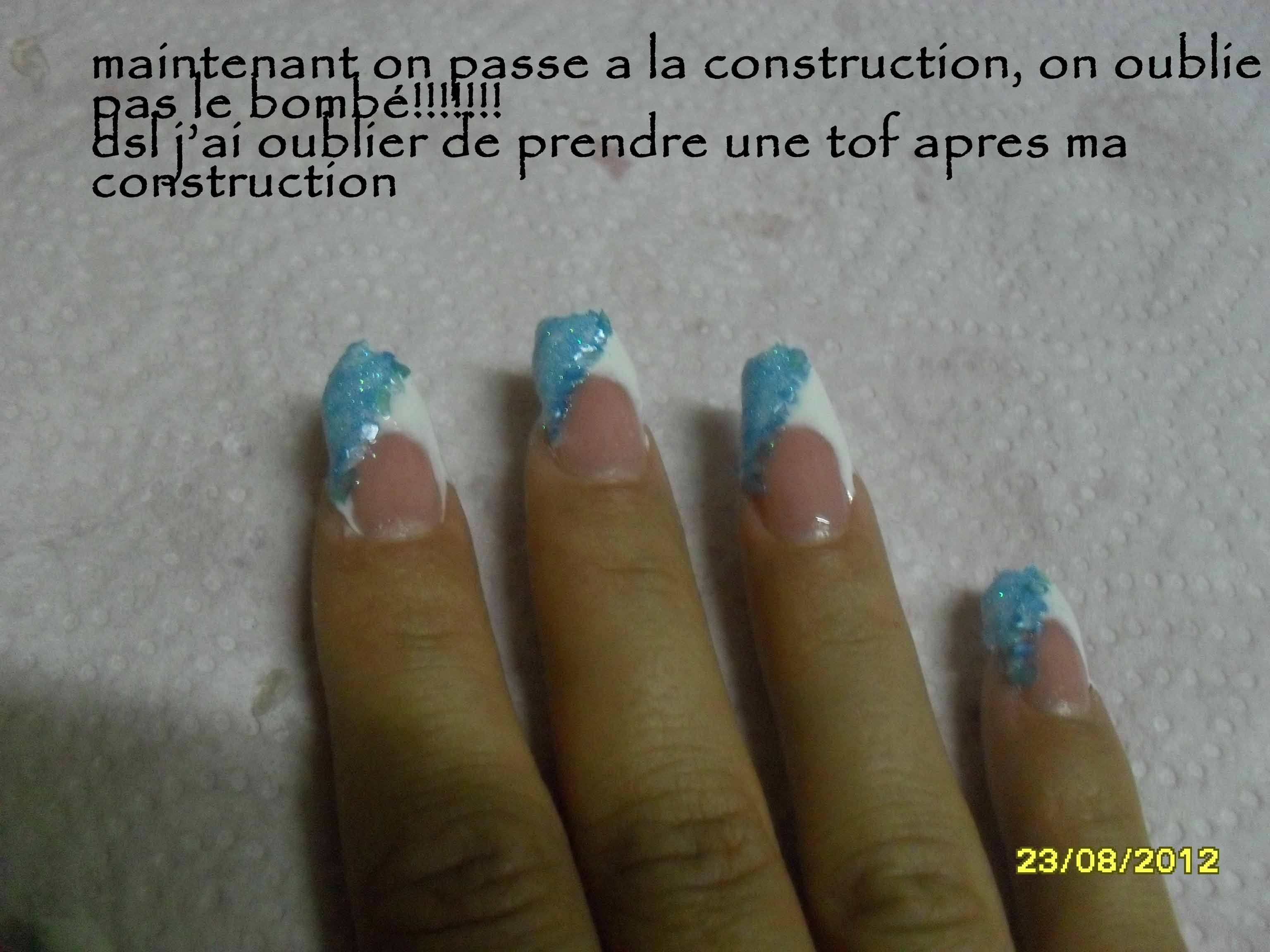 pas a pas french blanche et paillette turquoise (5) copie.jpg