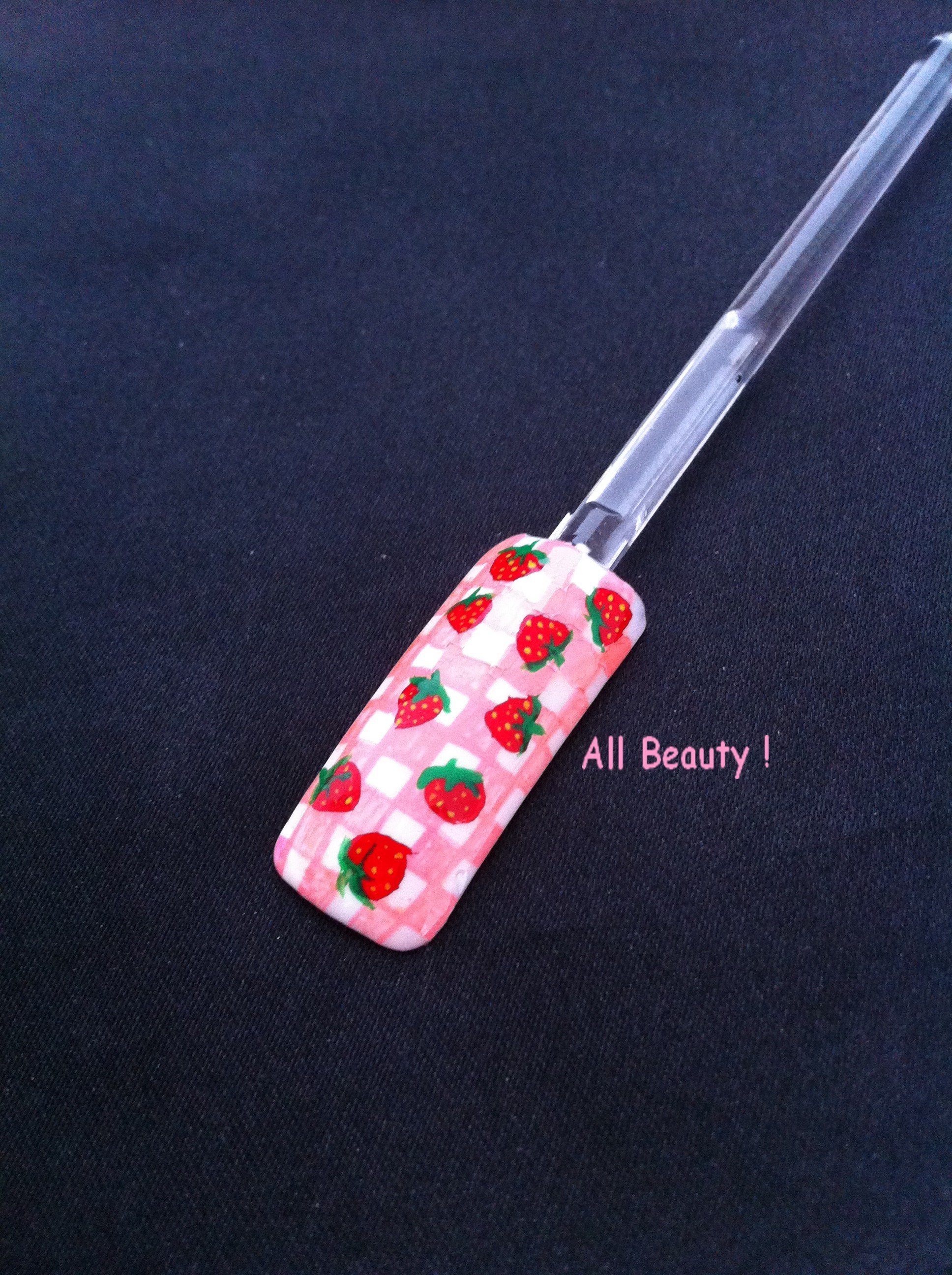 photo protégée fraise.jpg