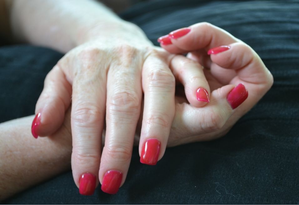 Pose maman rouge.JPG