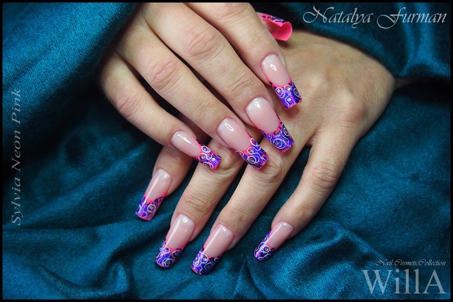 Sylvia Pink Neon.jpg