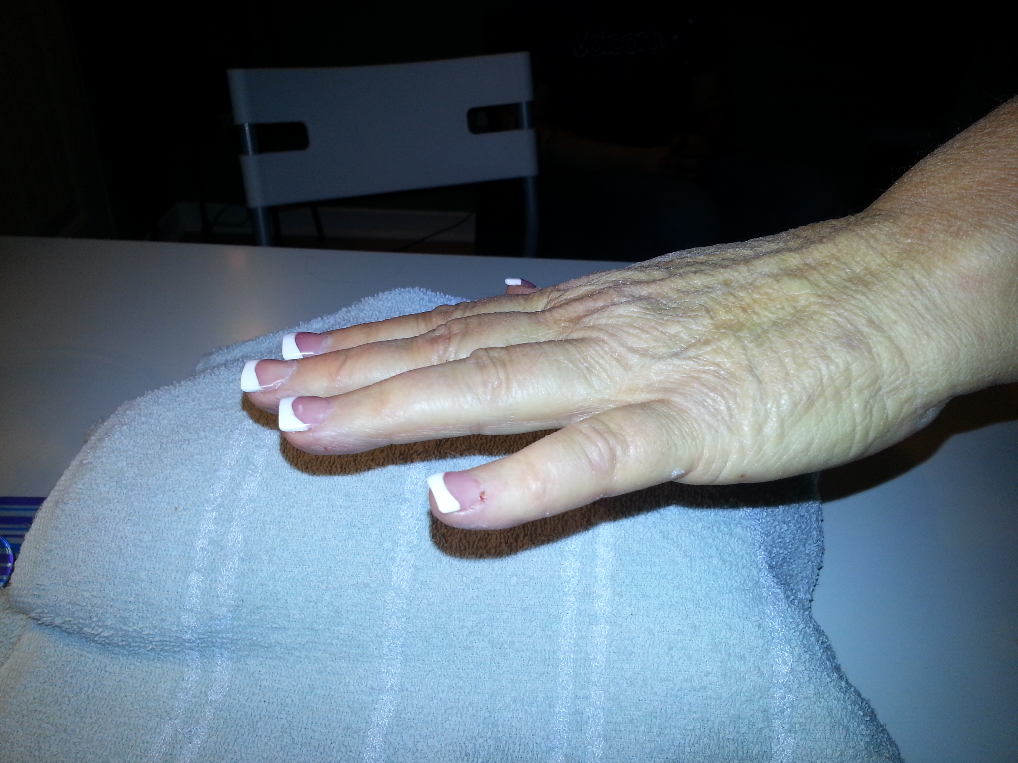 Sylvie pose 1 14 nov2012.jpg