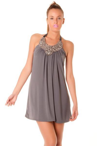 tres-belle-robe-blanche-dos-nu-avec-perles-les-plans-mode-du-net-6927_big (1).jpeg