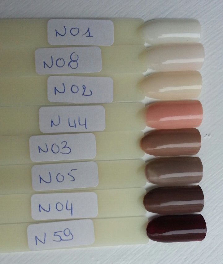 vernis La Femme marron-beige.jpg