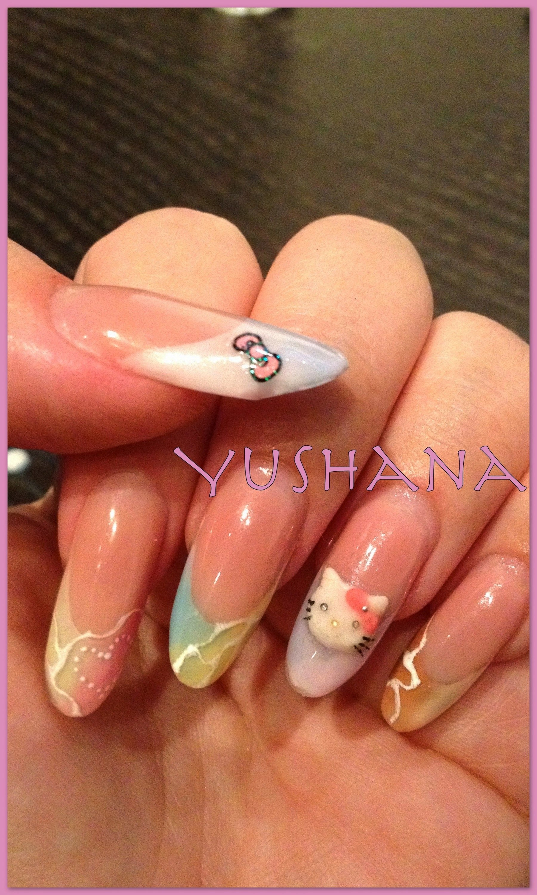 yushana hello kitty.jpg