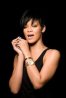 rihanna-porte-diverse-pieces-piaget-dans-son-dernier-clip-take-a-bow.jpg