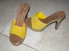 chaussures jaune.jpg
