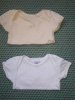 2 bodys PETIT BATEAU manches courtes (2) = 0.50 euro l'unité JAUNE VENDU.jpg