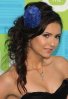 NIna-Dobrev-Vampire-Diaries-blue-peacock-feather-headband.jpg