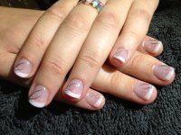pose sur marie lise de gel sur ongle naturel nail art au liner et gel.JPG