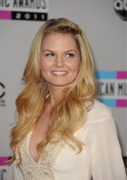 Jennifer-Morrison-at-39th-Annual-American-Music-Awards-in-Los-Angeles-13.jpg