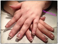 Pose ongle naturel Aurélie 25 janvier 2013 montage.JPG