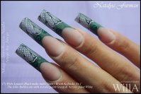 MagicStrekoza-Nails Step 19.jpg