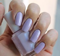 20 - Essie - To buy or not to buy.JPG