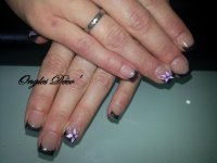 ongles daisy 2.jpg
