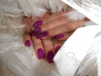 ongles violet mat.jpg