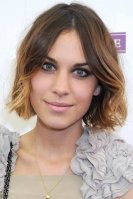 alexa-chung-ombre_hair-coloration_tie_and_dye_court.jpg