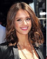 jessica-alba-vacances-photos-9875_w1000.jpg