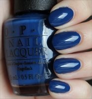 opi-keeping-suzi-at-bay.jpg