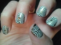 Ongle33.jpg Ongle33.jpg