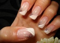 41074549-Pose-d-ongle-et-lissage-440x320[1].jpg