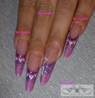 fina gomez morale.jpg