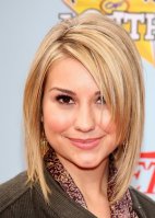coupe-carre-plongeant-mi-long-tendance-coupe-cheveux-mi-long.jpg