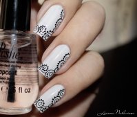 Nail Art Black and White  (5).jpg